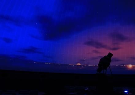 プラネタリウム夕暮れの画像