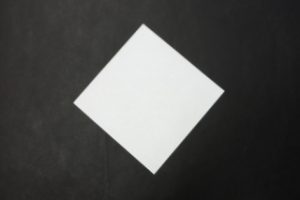 紋切り遊び(雪の結晶)　正方形